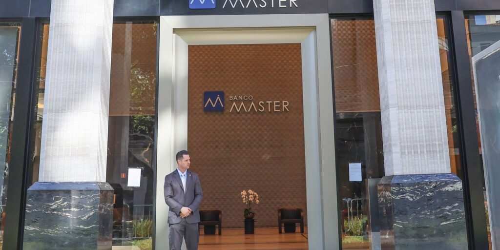 Entenda as liquidações do Banco Master e da Reag