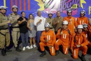 Governador prestigia abertura do Carnaval antecipado de Itabuna