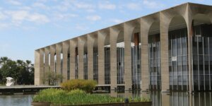 MRE monitora decisão de eurodeputados que trava acordo com Mercosul