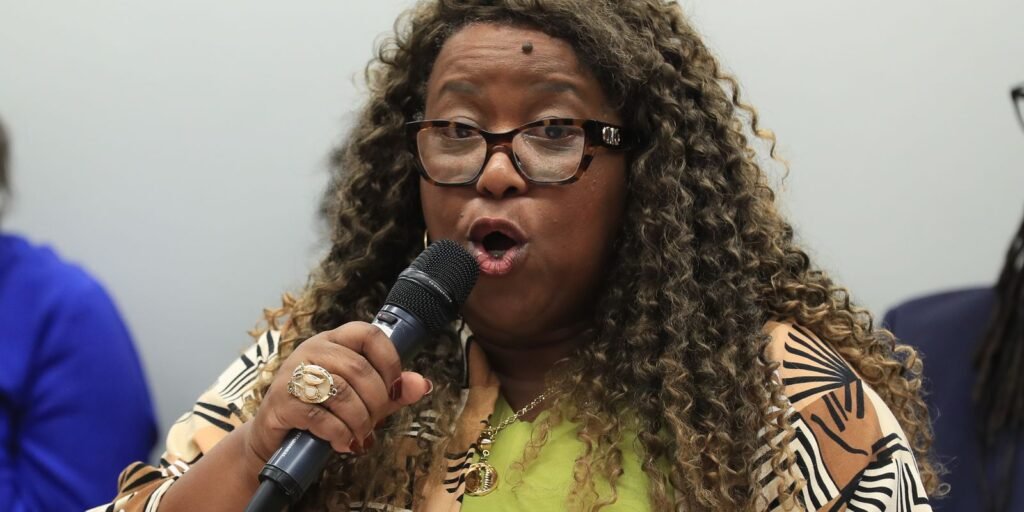 Macaé diz que carta de princípios dos direitos humanos foi "rifada"