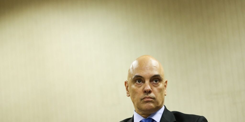 Moraes nega encontro com ex-presidente do BRB na casa de Vorcaro 