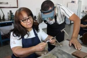 CGB abre novas turmas para cursos de joalheria básica e design de joias