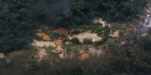 Congresso tem 2 anos para autorizar indígenas explorar mineração legal