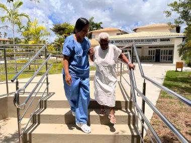 Hospital Estadual Costa dos Coqueiros devolve autonomia a pacientes e se consolida como referência em reabilitação pelo SUS