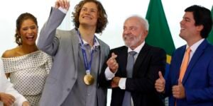 Lula recebe Lucas Pinheiro, medalha de ouro nos Jogos de Inverno