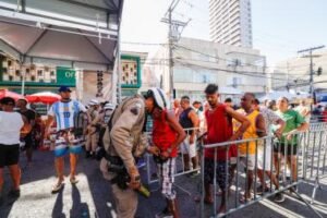 Portais de abordagem da PM reforçam segurança e já funcionam como acesso ao Furdunço em Salvador