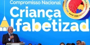 Brasil atinge meta com 66% das crianças alfabetizadas em idade certa