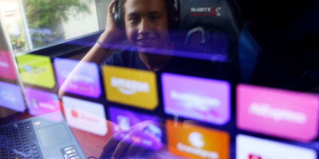 De cada 10 serviços digitais, 8 não checam idade na criação de conta