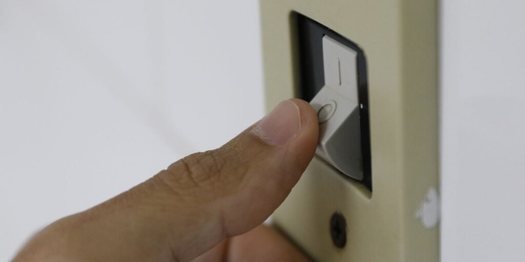 Equatorial convoca 1,45 milhão para garantir isenção na conta de luz