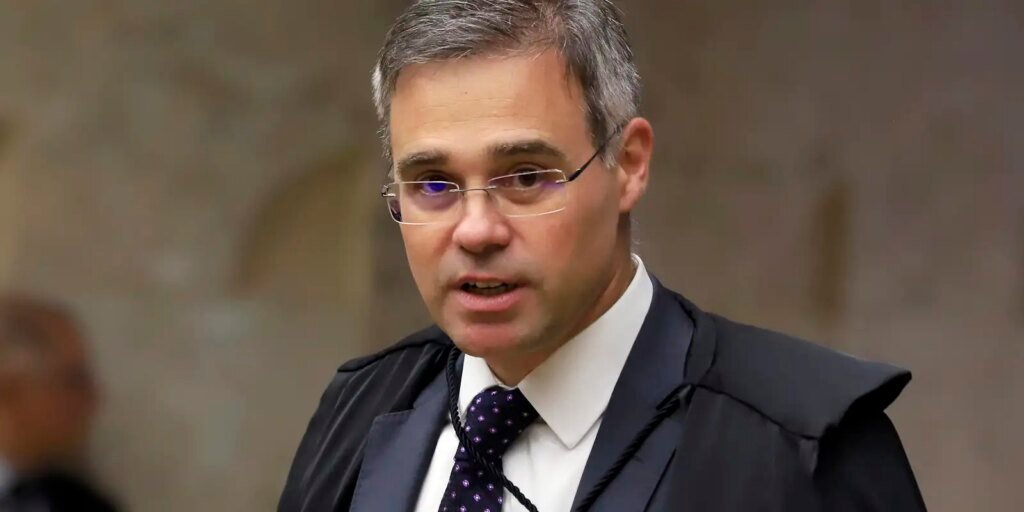 Mendonça acata recurso e ordena que Alcolumbre prorrogue CPMI do INSS