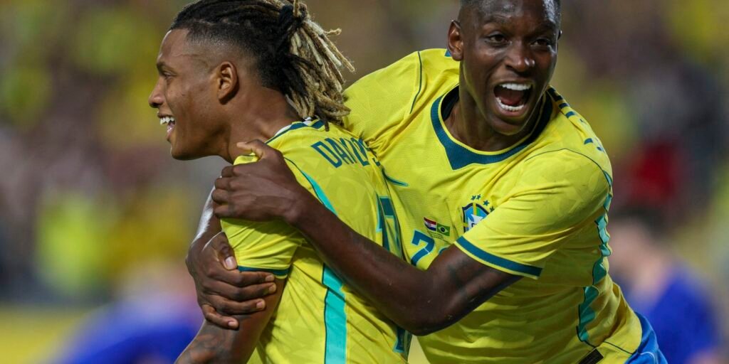 Brasil derrota Croácia em último jogo antes da convocação para a Copa