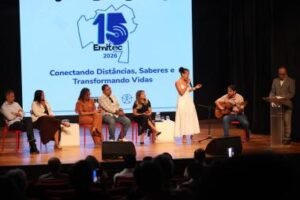 Debate sobre inovação e acesso à educação marca início das comemorações pelos 15 anos do EMITec