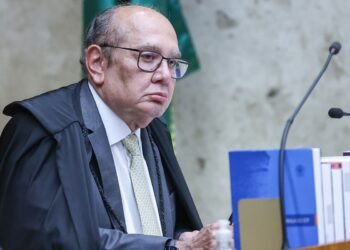 Gilmar Mendes diz que não há base legal para CPI indiciar ministros