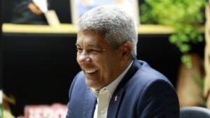 Jerônimo anuncia ponto facultativo na segunda-feira (20), véspera do feriado de Tiradentes