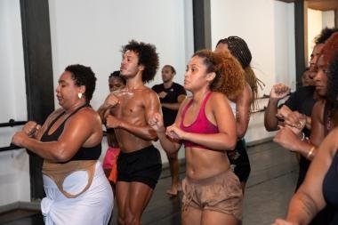 Programa de Qualificação em Artes abre inscrições para cursos gratuitos em seis linguagens