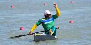 Brasil leva dois ouros na Copa do Mundo de canoagem e paracanoagem