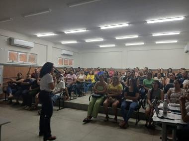 Encontros fortalecem vínculo entre famílias e escola e ampliam alcance do Bolsa Presença e Pé-de-Meia, na Bahia