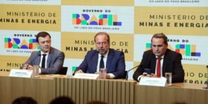 Governo cria subsídio de até R$ 0,89 para segurar preço da gasolina