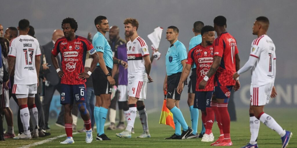 Jogo do Flamengo na Libertadores é cancelado por atos de vandalismo