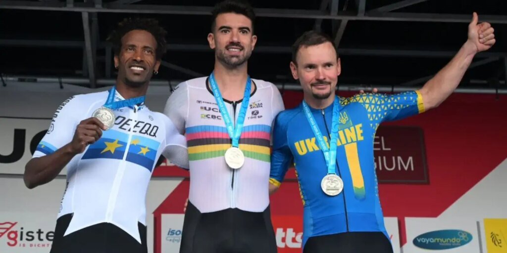 Lauro Chaman é ouro em etapa a Copa do Mundo de ciclismo de estrada