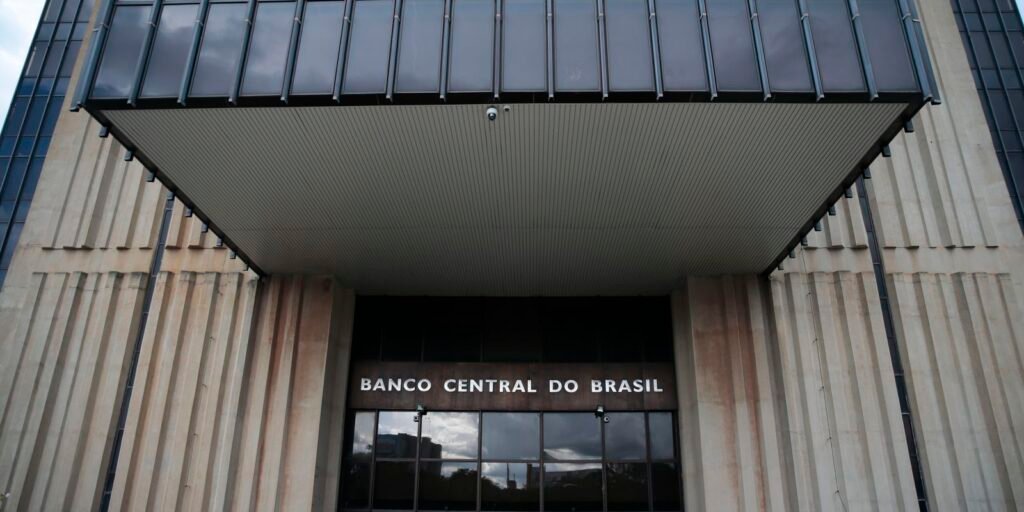 Mercado projeta inflação de 4,92% em 2026