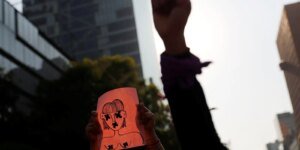 Denúncias de violência digital contra mulheres crescem 188% em um ano