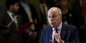 Argumentos dos EUA para impor tarifas “não são legítimos”, diz Vieira