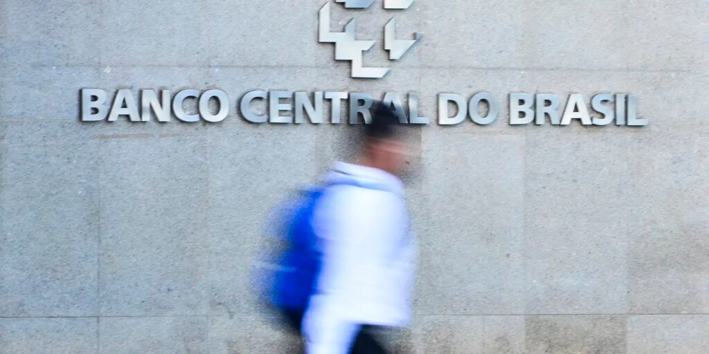 Mercado financeiro eleva previsão da inflação para 5,09% este ano