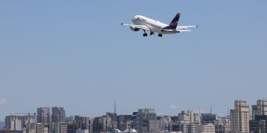 Petrobras reduz preço do querosene de aviação em 14,2%
