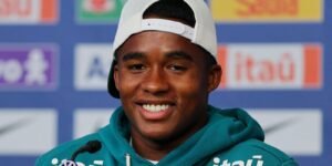 Endrick cita papo com veteranos e confiança em Ancelotti: iluminado"
