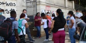 Entenda o papel das escolas no combate à violência contra meninas