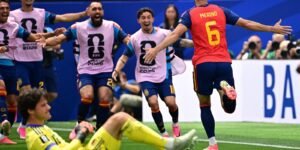 Merino decide outra vez, Espanha vai à semifinal e frustra sonho belga