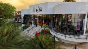 Teatro Dona Canô reabre em Santo Amaro após requalificação e fortalece a cultura no Recôncavo Baiano
