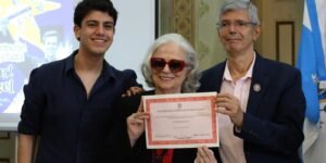 UFRJ dá diploma 55 anos depois da morte de Stuart Angel