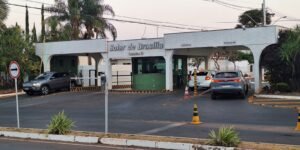 Moraes autoriza Bolsonaro a sair da prisão domiciliar para dentista
