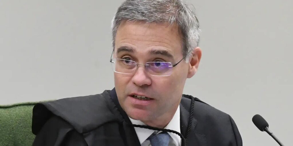 Mendonça usou pedido do partido Novo para afastar diretor-geral da PF