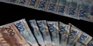 Orçamento de 2027 reserva R$ 44,8 bilhões para emendas impositivas