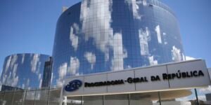 PGR deve se manifestar sobre supostas conversas entre Vorcaro e Moraes