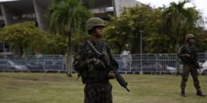 Tropas militares vão reforçar locais de votação no Rio de Janeiro